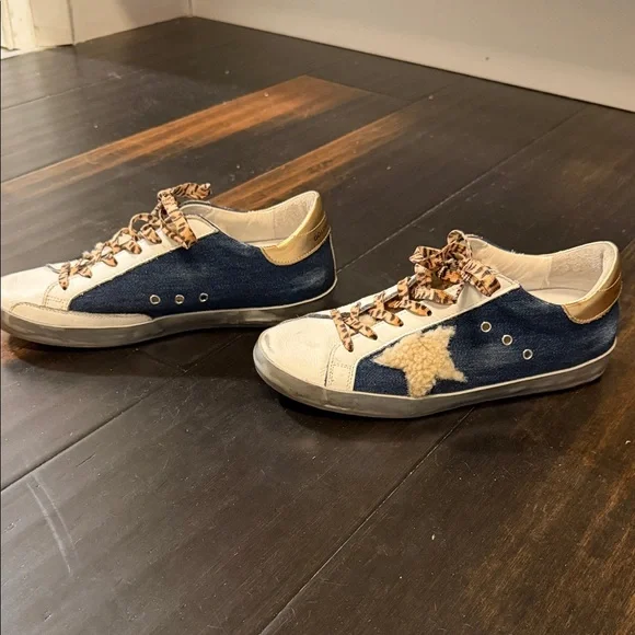 Gorgeous!! GGDB Blue Jean- White- Gold, Sherpa. Size 9. - Picture 1 of 16